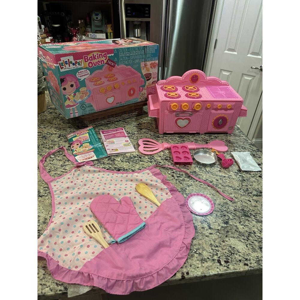 Original Lalaloopsy Electric Baking Oven and Accessories, With Extras! New